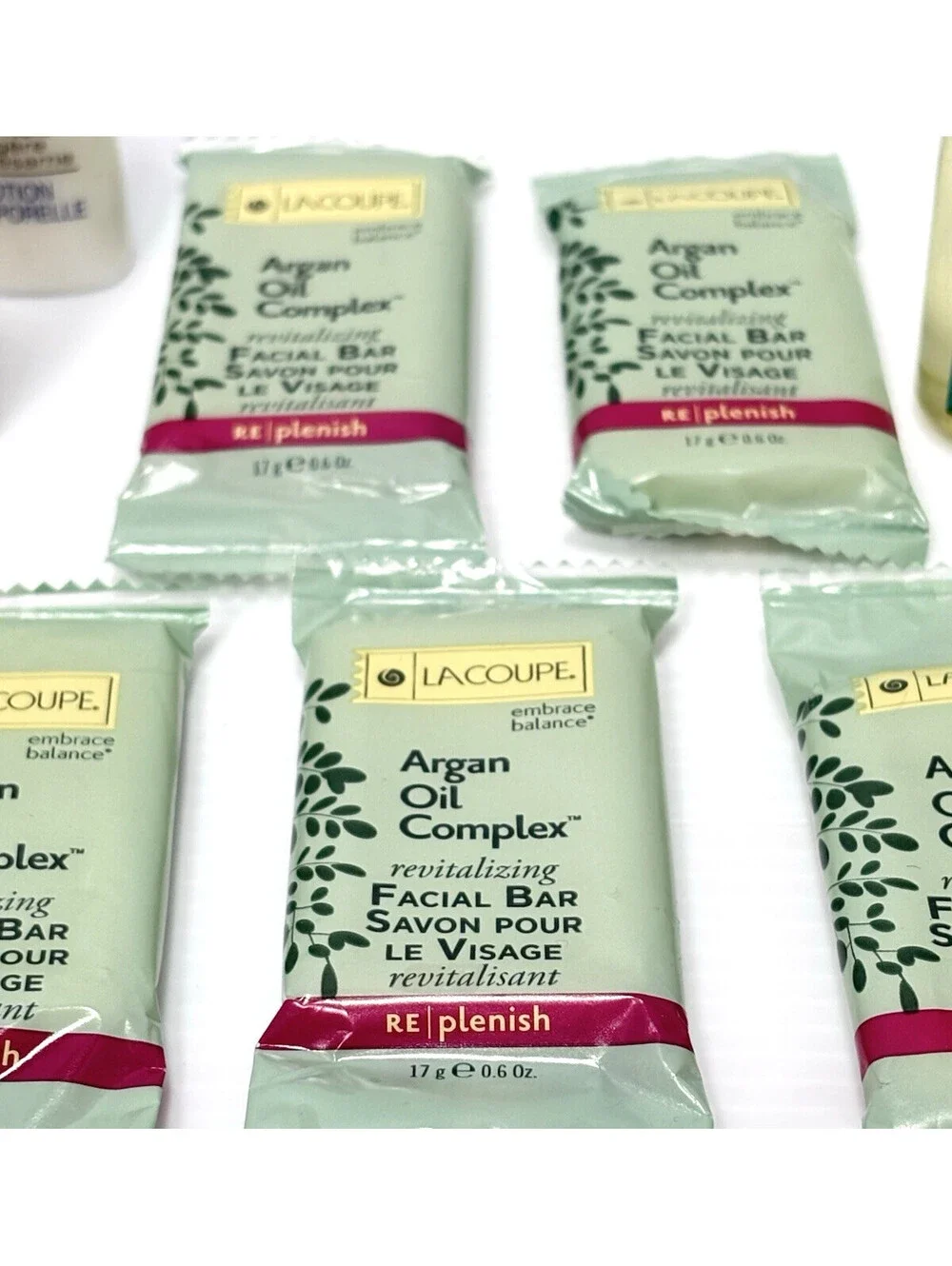 30pc Hotel Travel Size Toiletries Soap Shampoo Lotion Neutrogena Lacoupe Discon